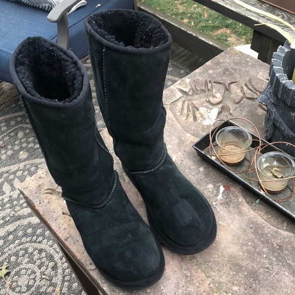 Tall UGG boots - Picture 2 of 6